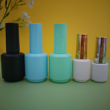 Gel uv di vetro dell'OEM 10ml 15ml Mini Nail Polish Bottles Cosmetics con la spazzola in azione